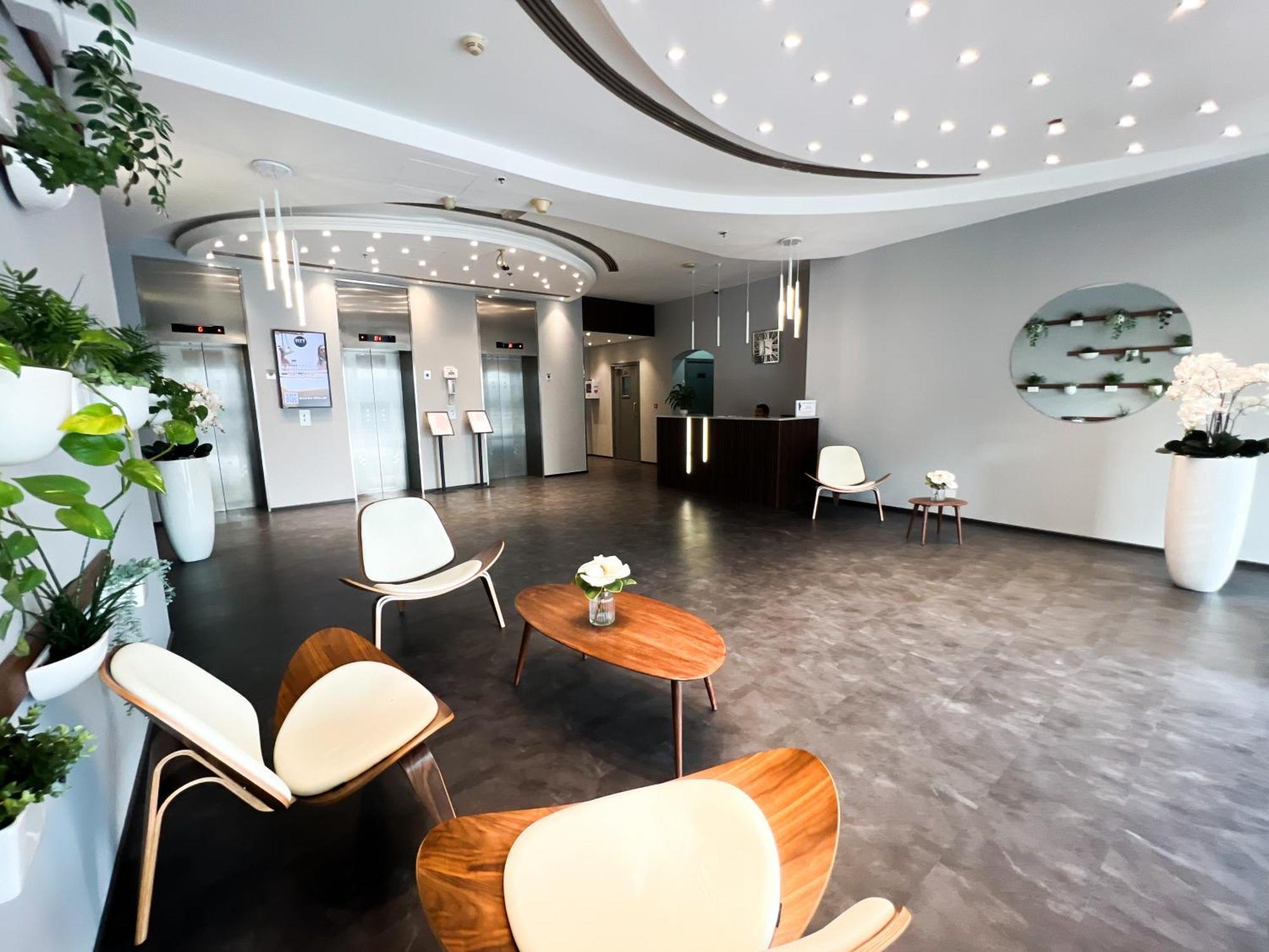 Spacious 2 Bed Apt At Marina High Floor 두바이 외부 사진