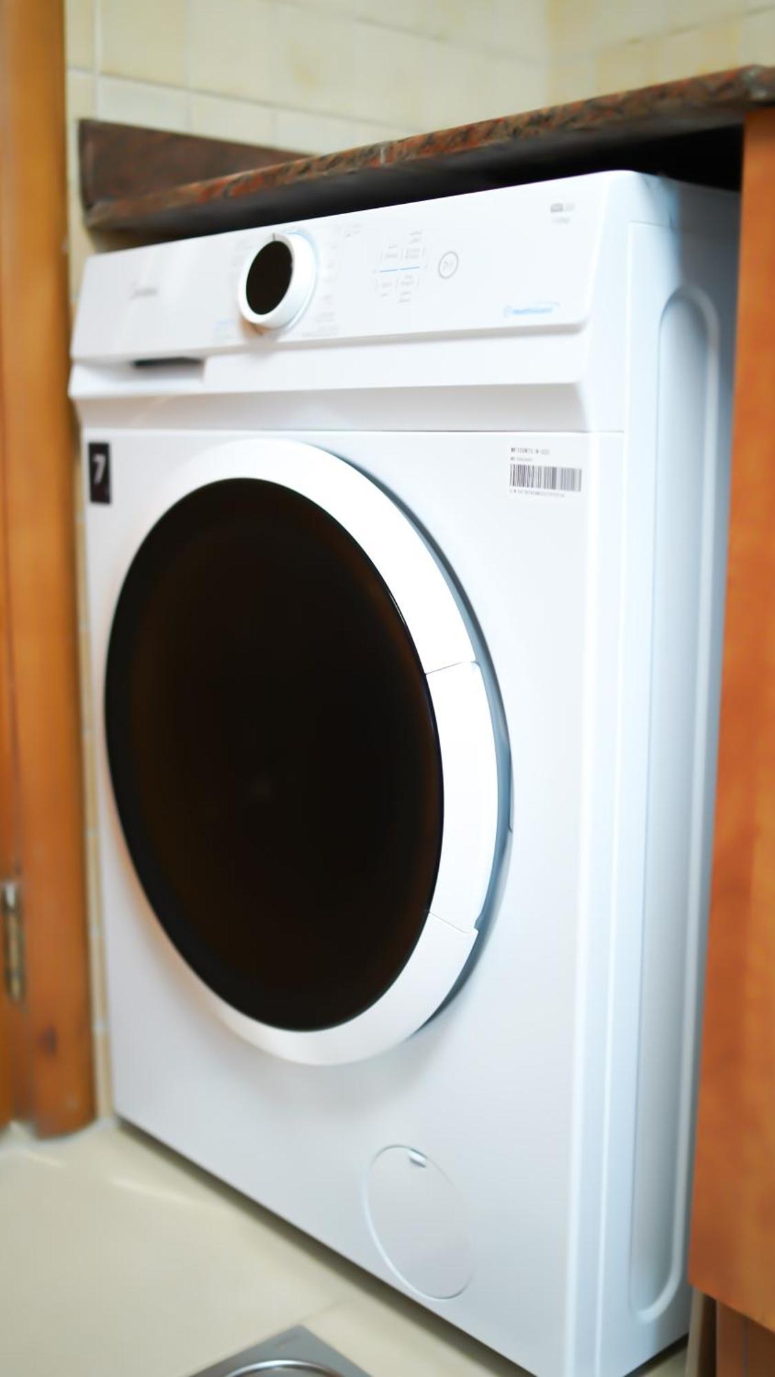Spacious 2 Bed Apt At Marina High Floor 두바이 외부 사진